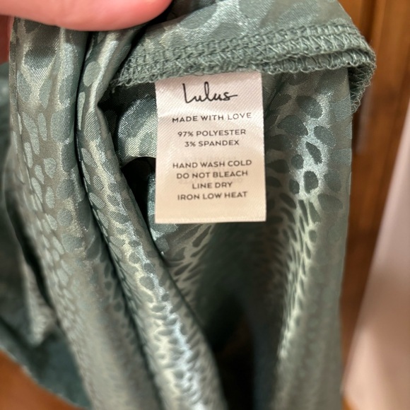 NWT Lulu's sage green jacquard midi dress with cowl neck, large - Picture 7 of 8